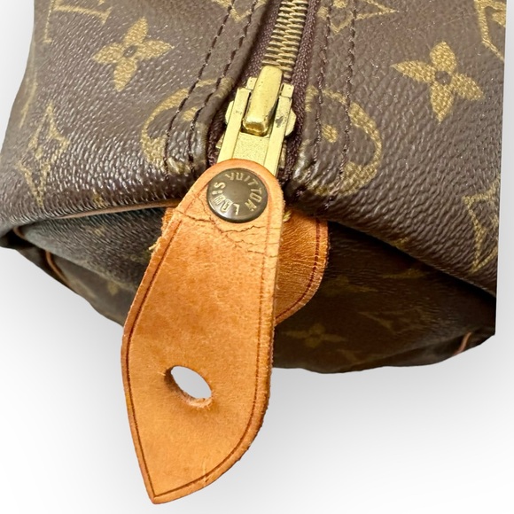 LOUIS VUITTON Monogram Speedy 35 - Picture 15 of 16